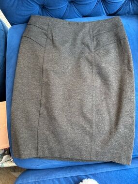 New York & Company Heather
Gray Knit Pencil Skirt